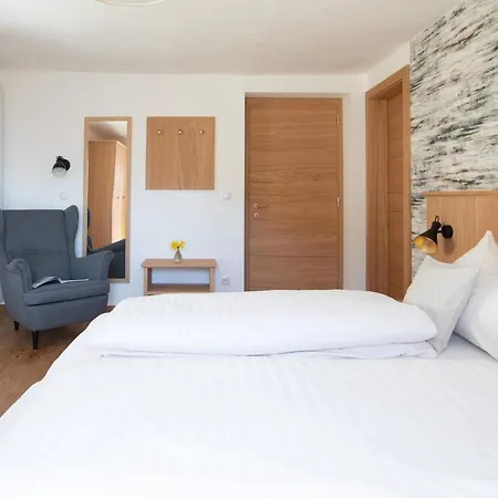 Weingut Pardellerhof Farm stay *