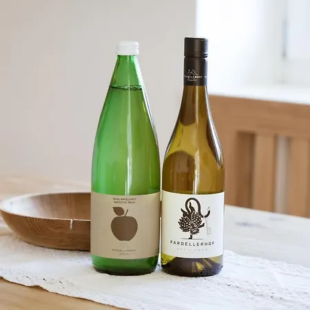 Weingut Pardellerhof Farm stay *