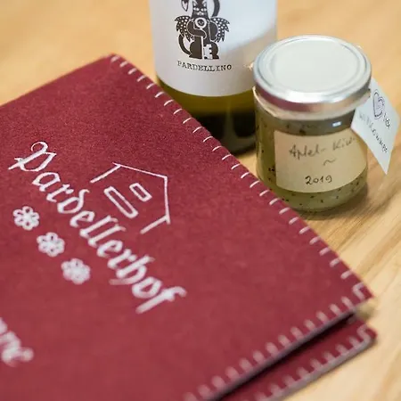Weingut Pardellerhof Farm stay